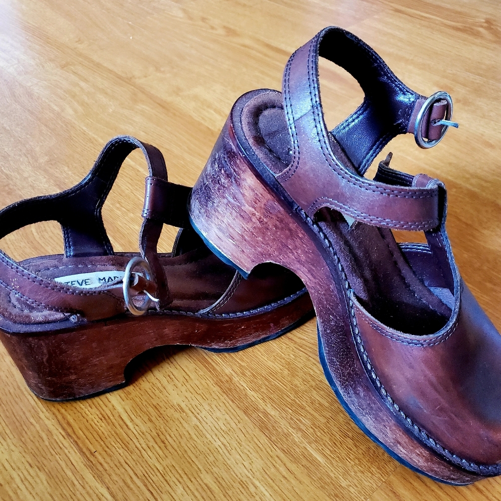 Vintage Steve Madden Clogs